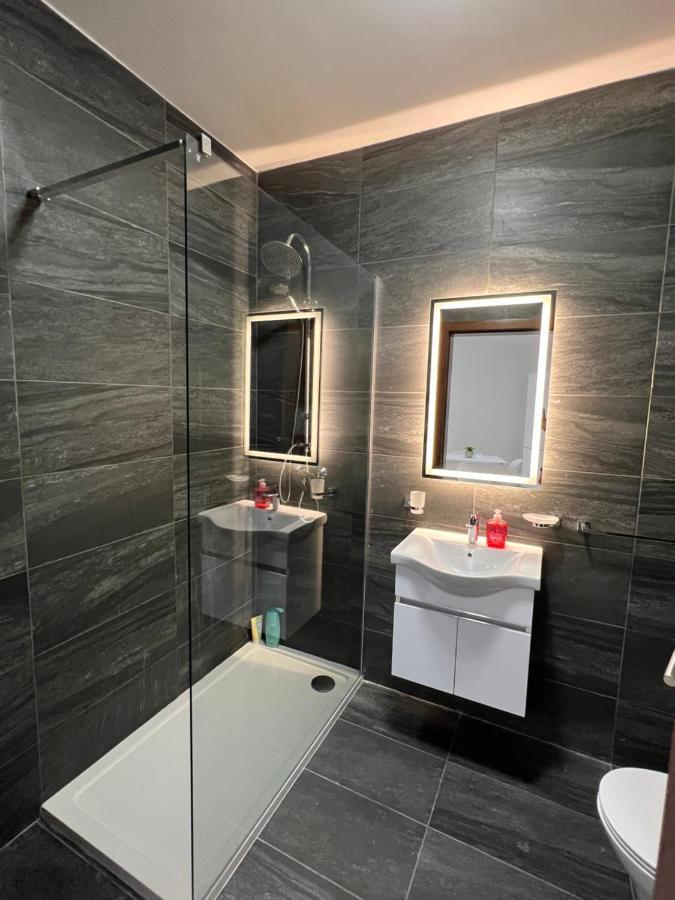 Gzira Condo With Patio Overlooking Piazza מראה חיצוני תמונה